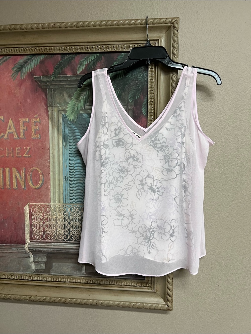 White House Black Market Pale Lilac Floral V-Neck Camisole